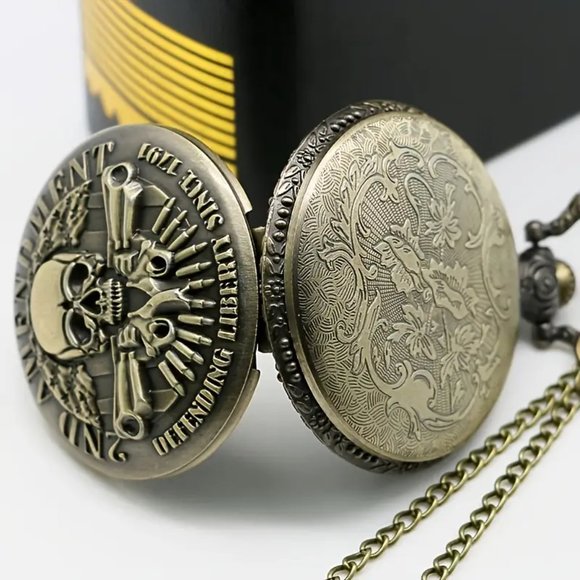 Skull Gun Cards Vintage Bronze Pocket Watch with Chain Necklace - Picture 3 of 7